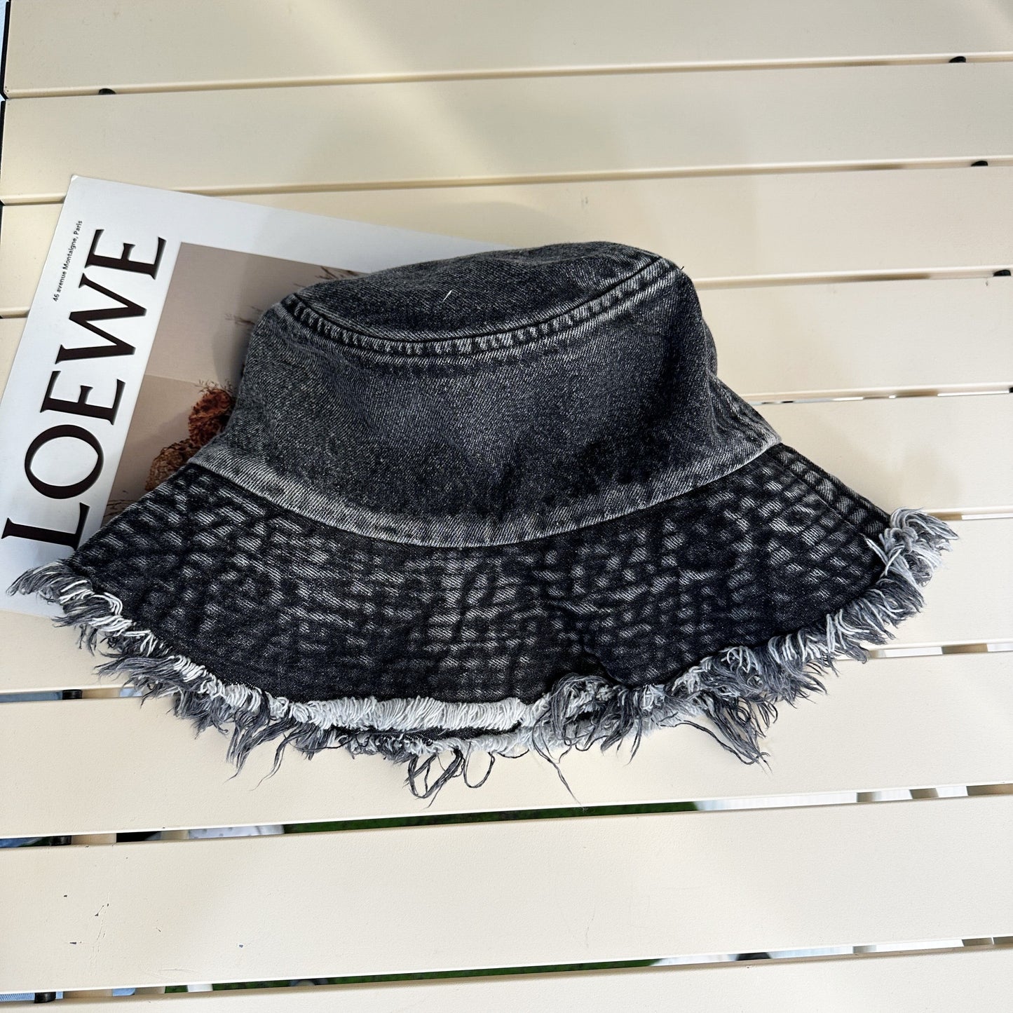 Big eave distressed washed denim fisherman hat