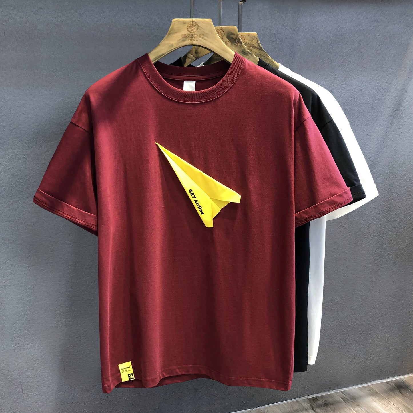 Men's T-shirts creative paper airplane sticker embroidered short sleeved T-shirt