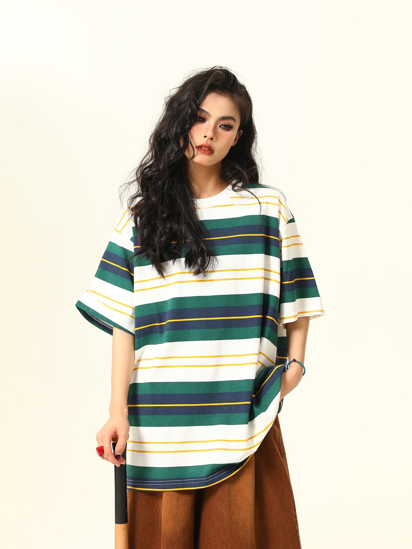 Wild striped short-sleeved T-shirt men and women loose versatile top