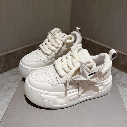 Cute bread shoes white sneakers