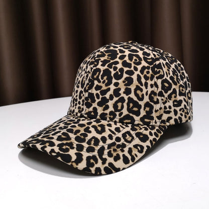 Fashionable polka dot pattern retro sun protection baseball cap