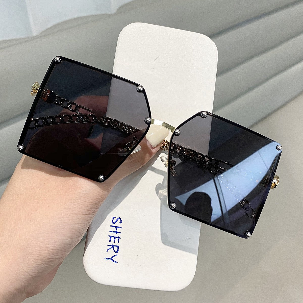 Oversized frame, anti blue light and anti radiation sunglasses fashion glasses