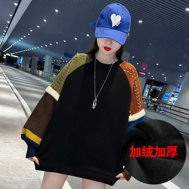 Knitted loose fit hoodie for women mid length