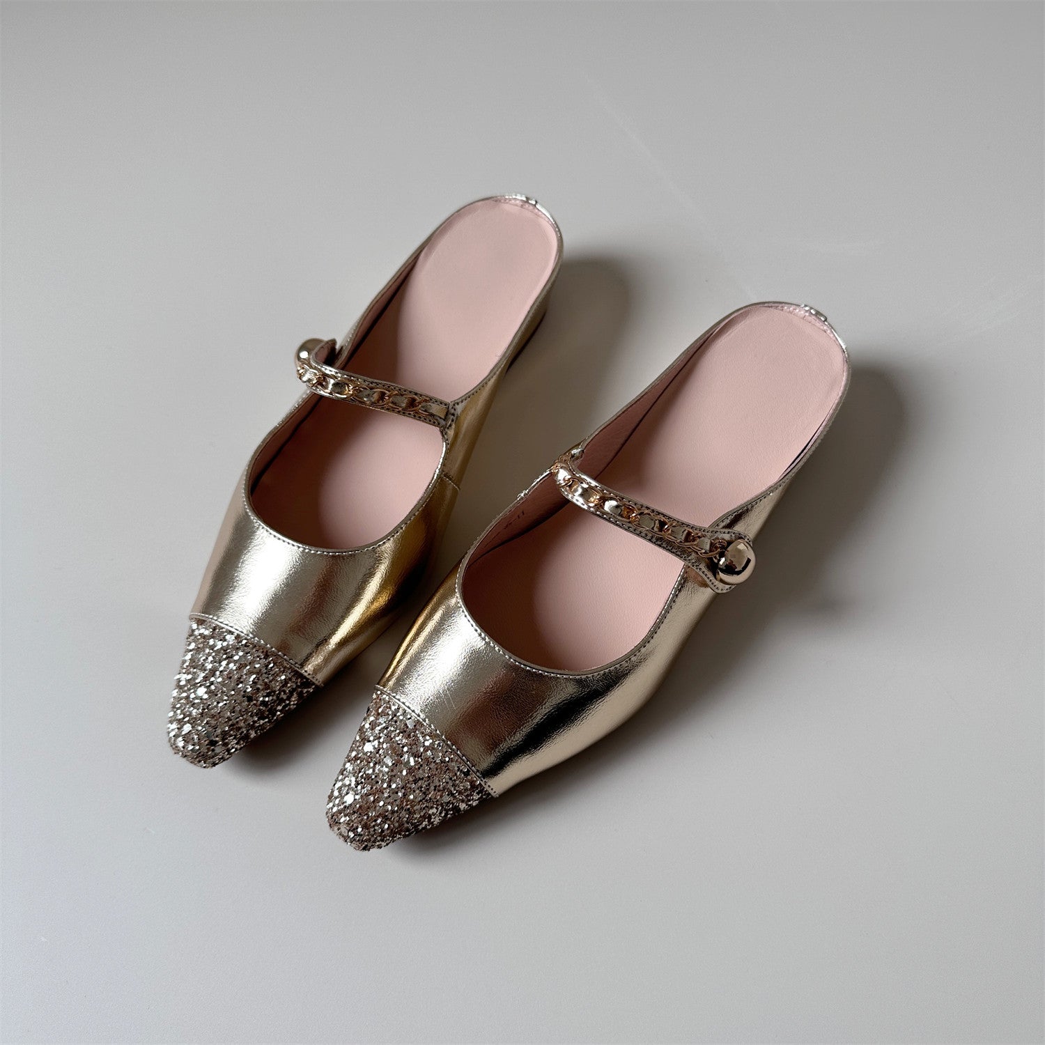 Gold sequin leather mid-heel wedge half-slipped sandals