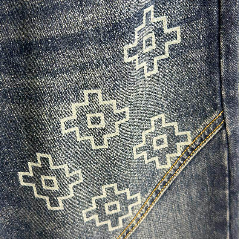 Printed stitched jeans