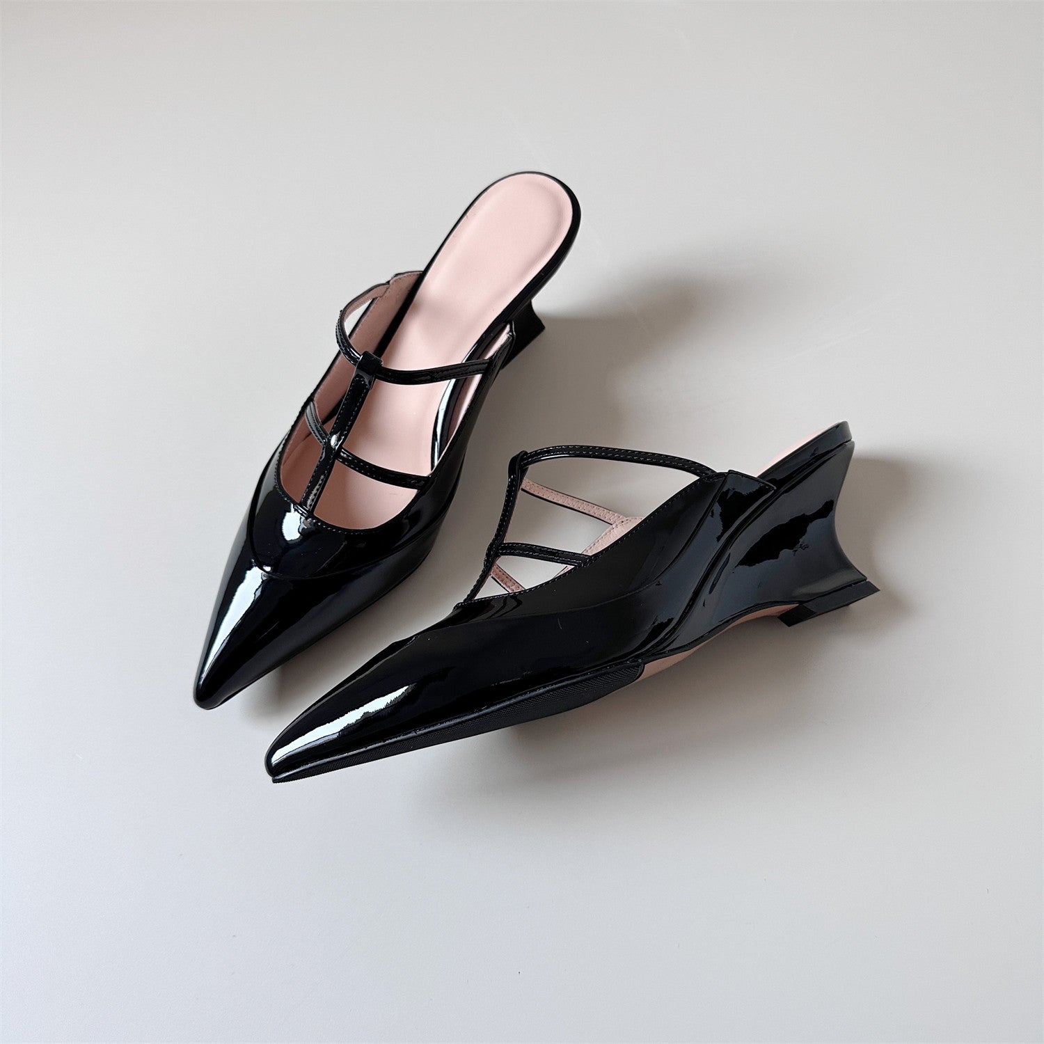 Simple off-white pointed toe high wedge sandals