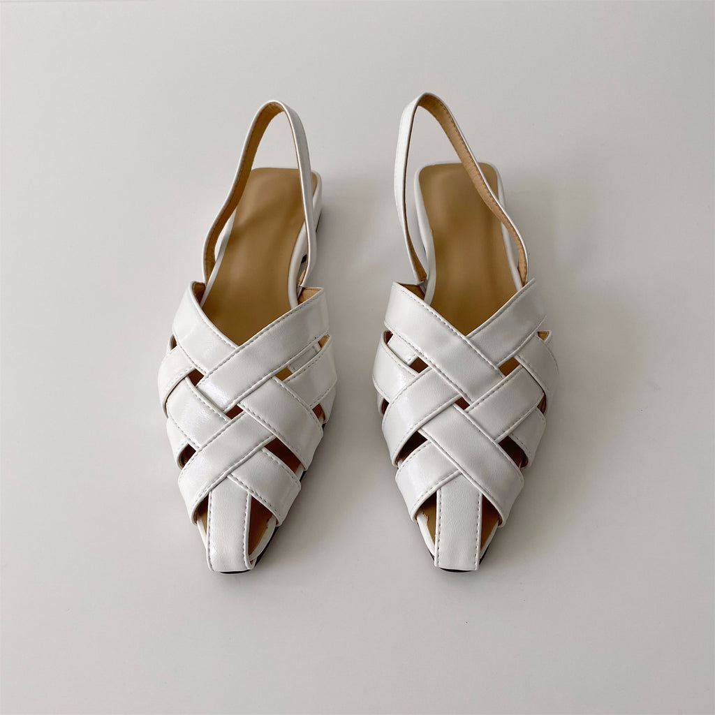 Woven gold low-heeled toe sandals flat shoe