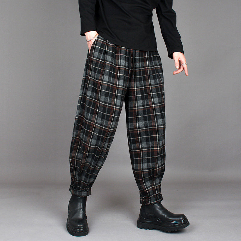 Black print men trousers