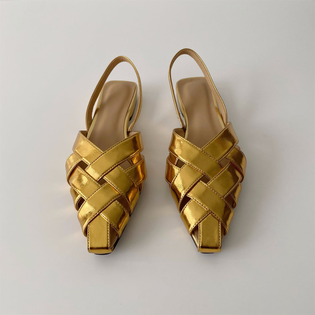 Woven gold low-heeled toe sandals flat shoe