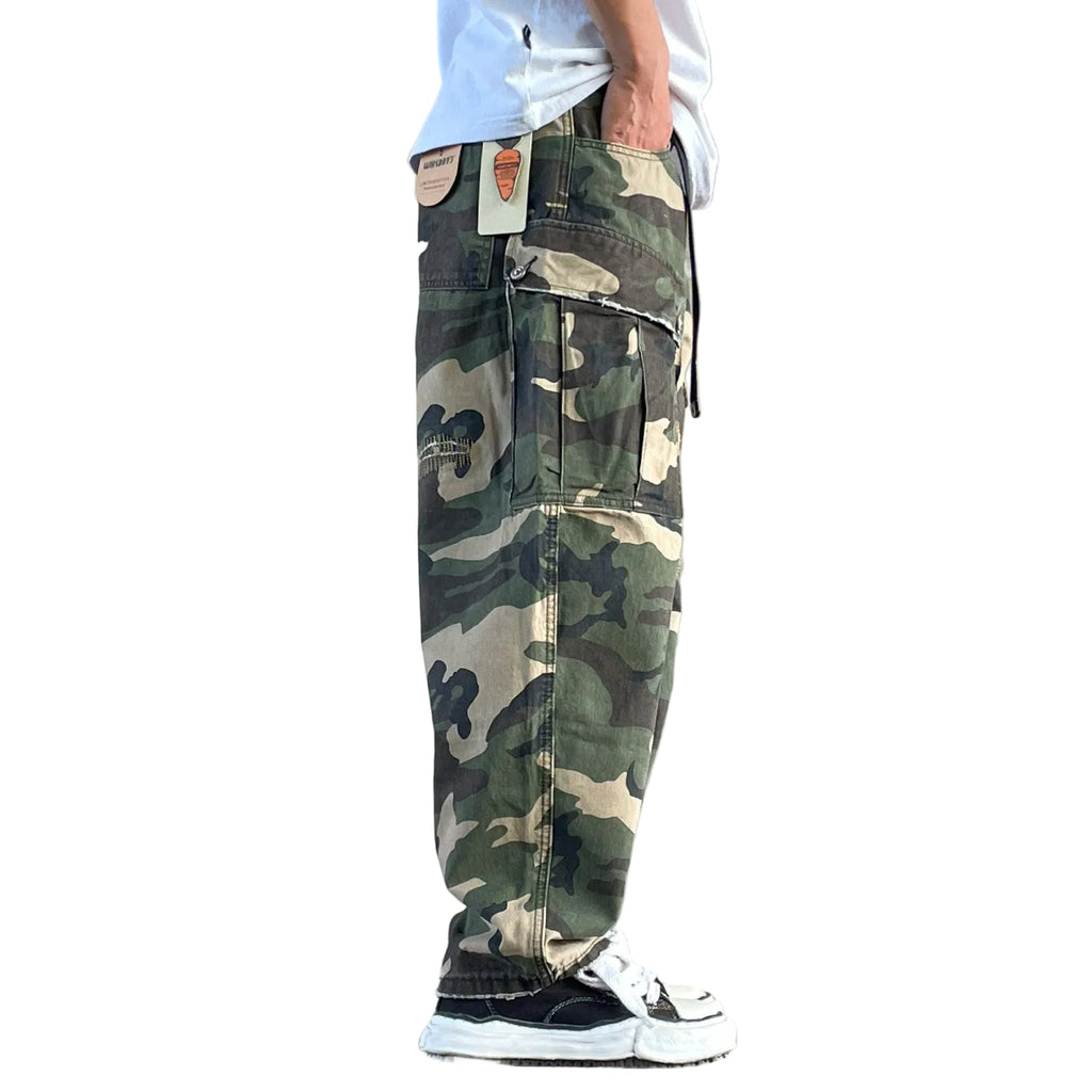Laid-back vintage distressed camouflage cargo pants