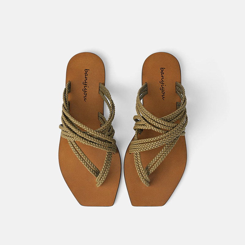 Take a trip to the new 2025 spring-summer Internet celebrity versatile flats, women's French roman sandals, bohemian sandals