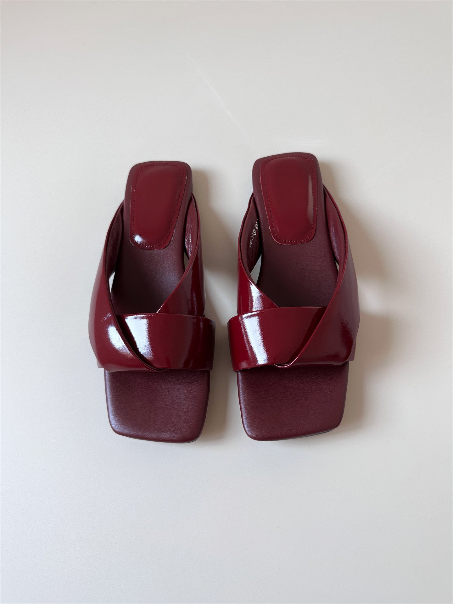 Red leather flat sandals Women slippers