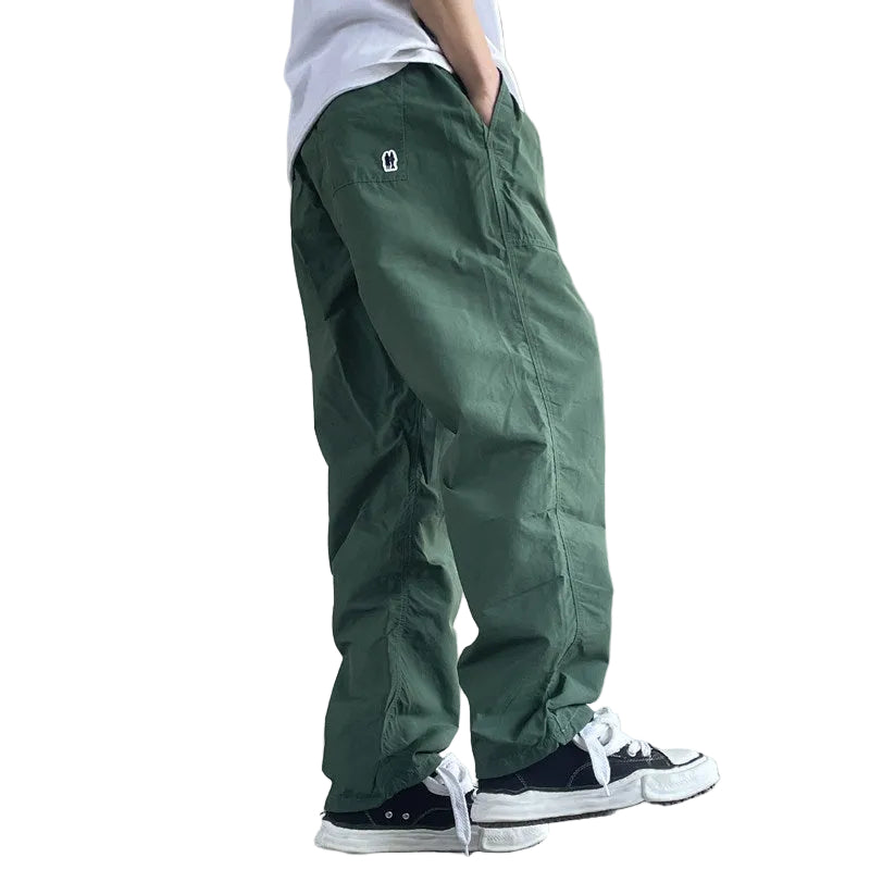 Multiple functional pockets pant