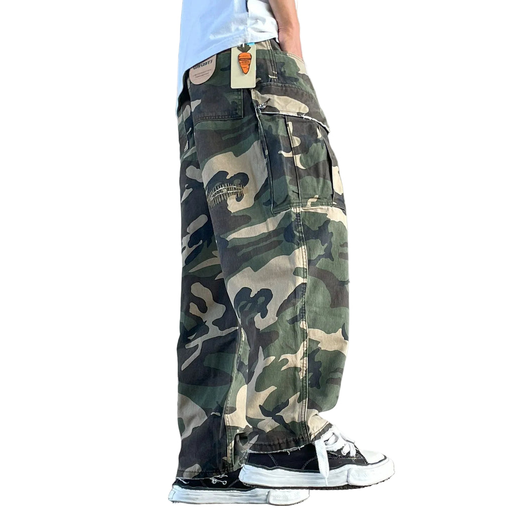 Laid-back vintage distressed camouflage cargo pants