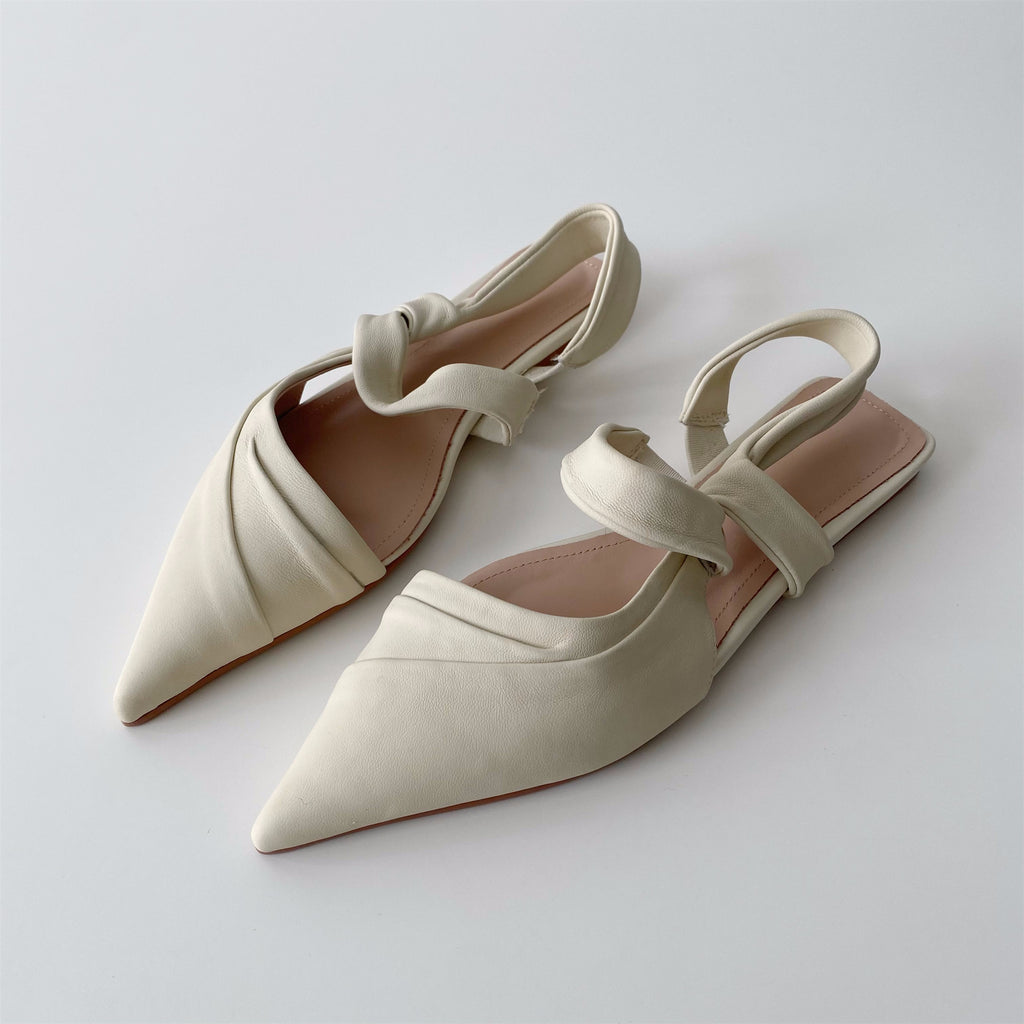 Soft off-white pointed flat back leather pointed toe sandals