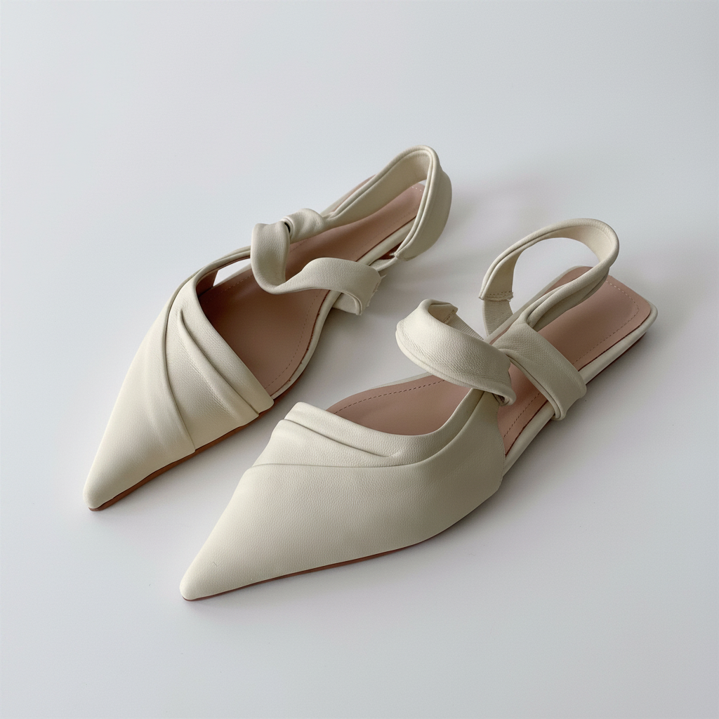 Soft off-white pointed flat back leather pointed toe sandals