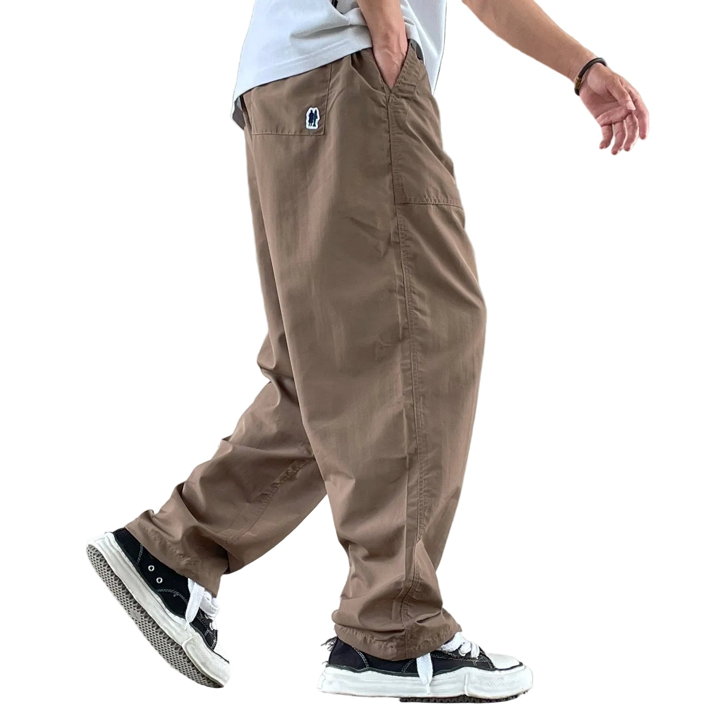 Multiple functional pockets pant