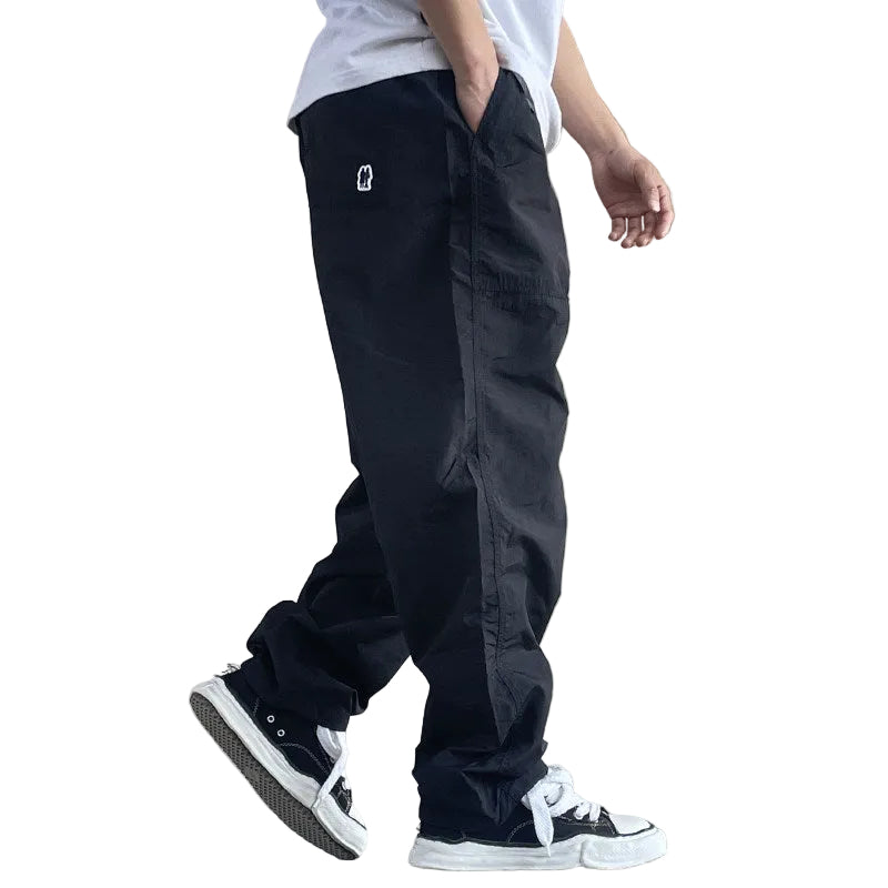 Multiple functional pockets pant