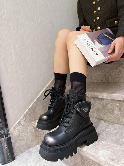 Blusher mid thick fashionable combat boots