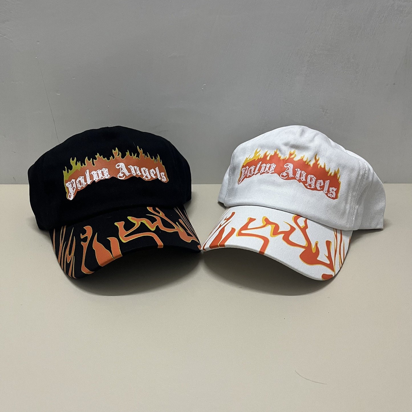 Palm Angels ]Flame Letter Baseball Cap