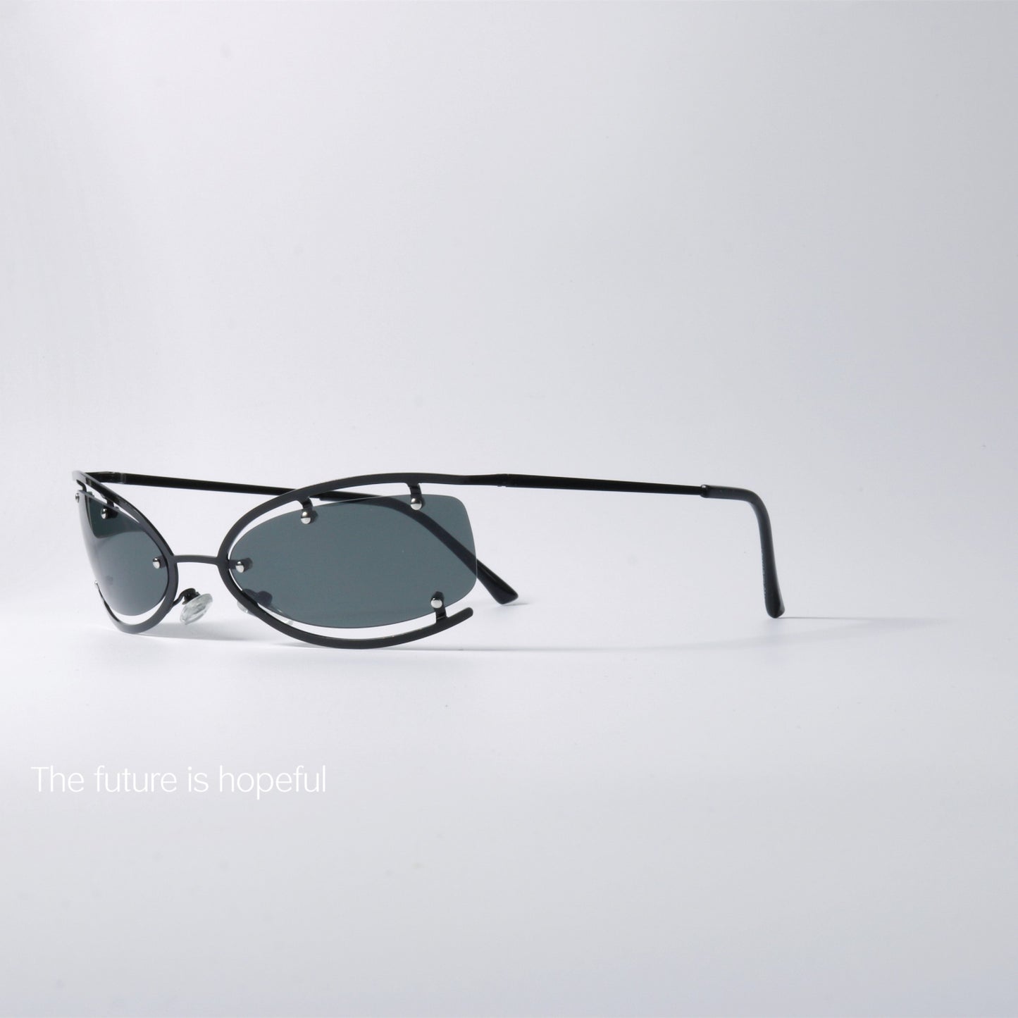 Hollowed out art atmosphere avant-garde unisex sunglasses