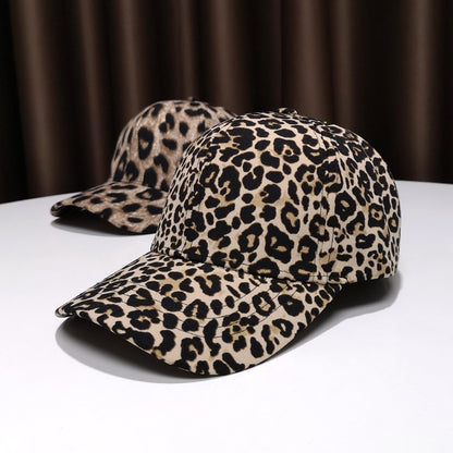 Fashionable polka dot pattern retro sun protection baseball cap