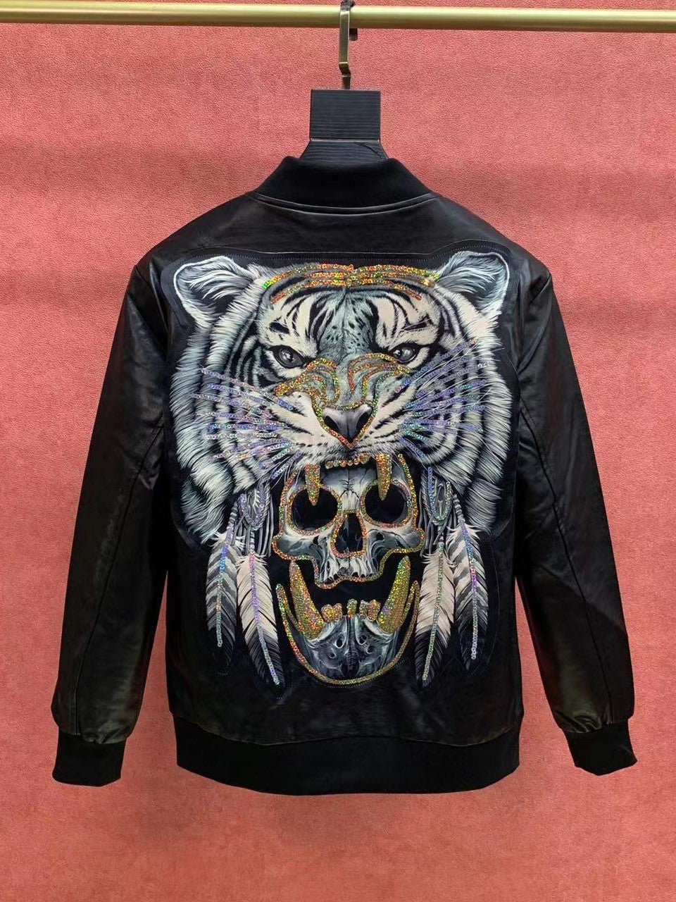 Embroidered tiger scalp jacket for men