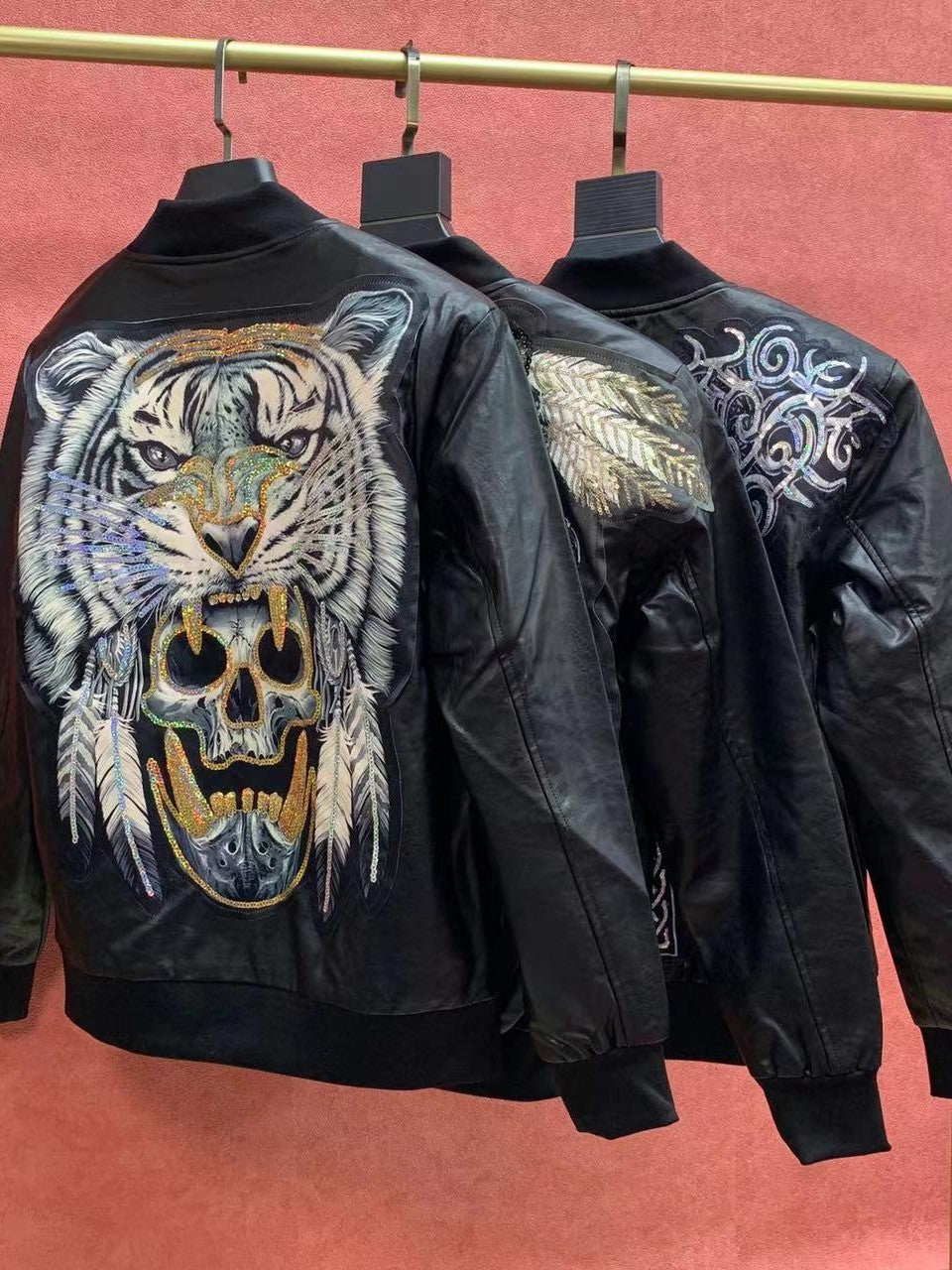 Embroidered tiger scalp jacket for men