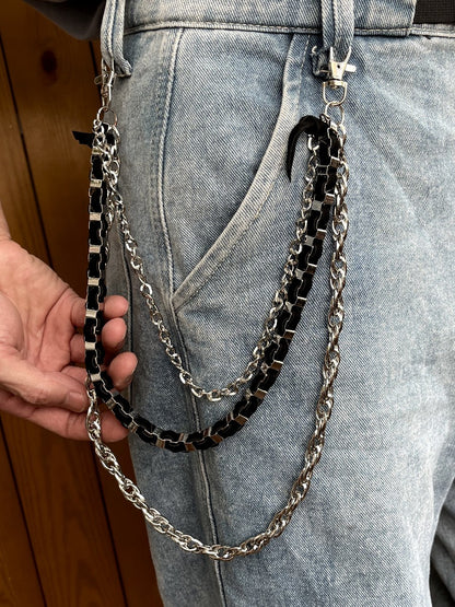 Street dance ripped pants chain accessories