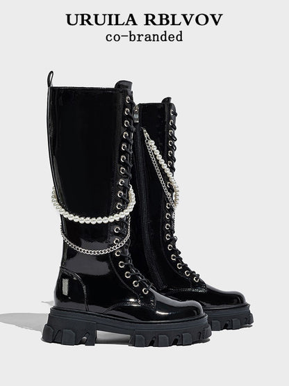 Black pearl chain knight boots