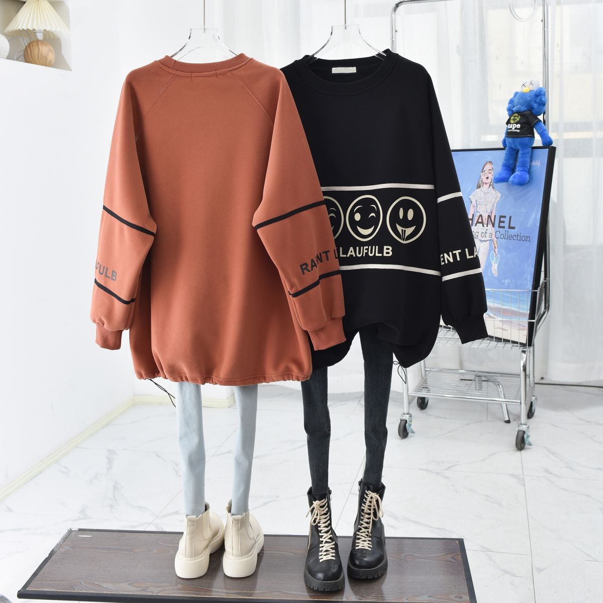 Thickened velvet mid-length neck sweatshirt