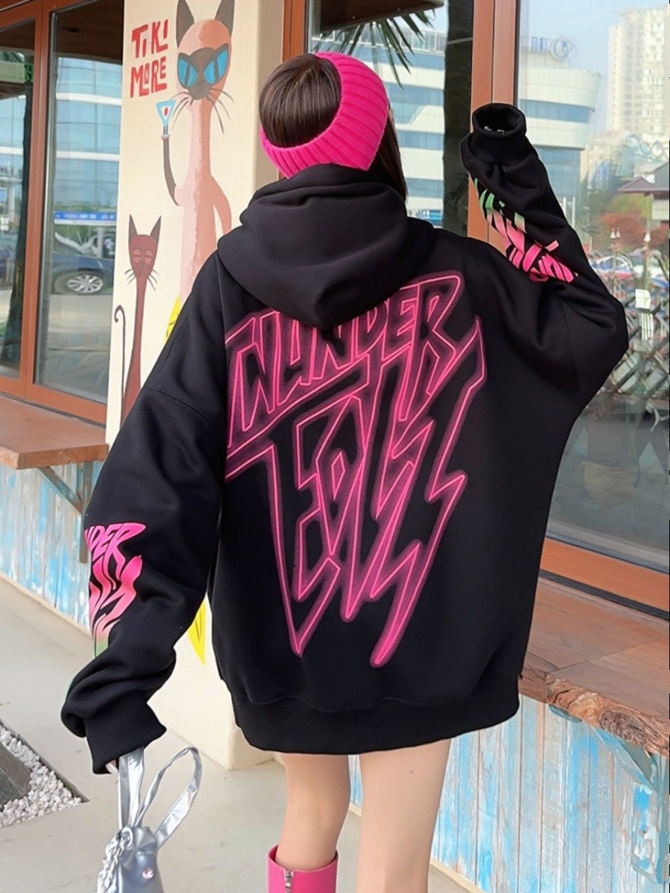 oversized graffiti with plush hooded hoodie for women's