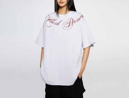 Round neck graphic t-shirts print